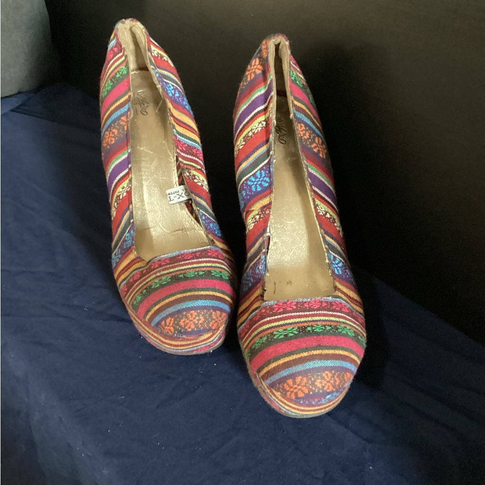 DSW Multicolor Striped Wedge Shoes - Picture 2 of 2